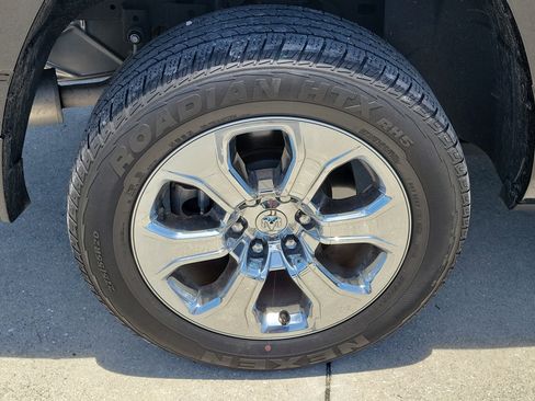 Used 2023 RAM 1500 Big Horn RWD image 10