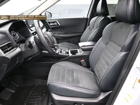 Used 2024 Mitsubishi Outlander SE AWD/4WD image 13