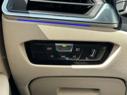 Used 2021 BMW 330i Sedan w/ Driving Assistance Package RWD image 20