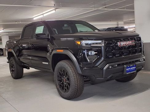 Used 2026 GMC Canyon Elevation w/ Convenience Package RWD image 3