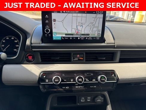 Used 2023 Honda Pilot Touring image 21