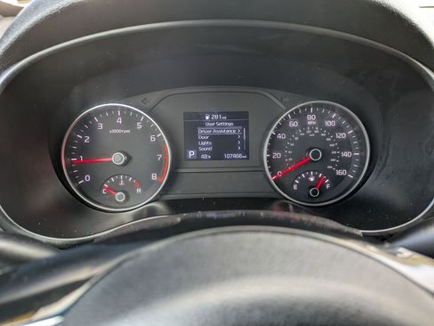 Used 2021 Kia Sportage S w/ S AWD Premium Package image 19