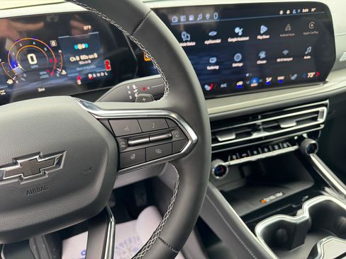 New 2026 Chevrolet Traverse LT image 23