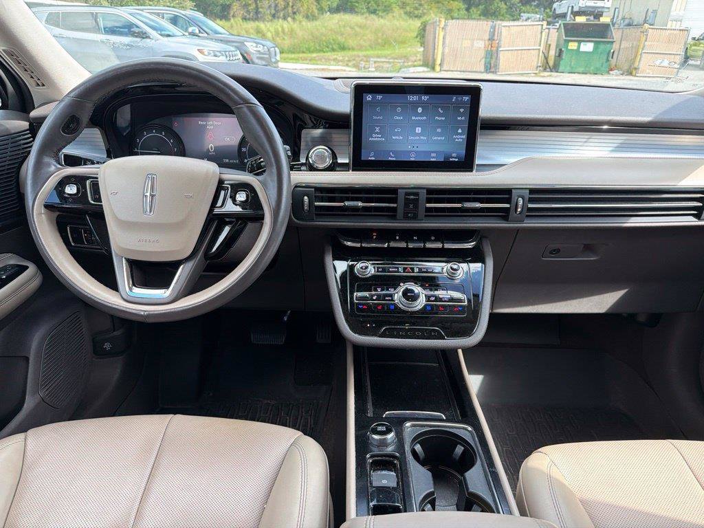 Used 2021 Lincoln Corsair FWD w/ Premium Package image 10