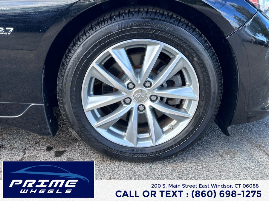 Used 2015 INFINITI Q50 AWD w/ Moonroof Package image 25
