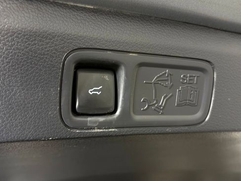 Used 2023 Ford Expedition Limited AWD/4WD image 44