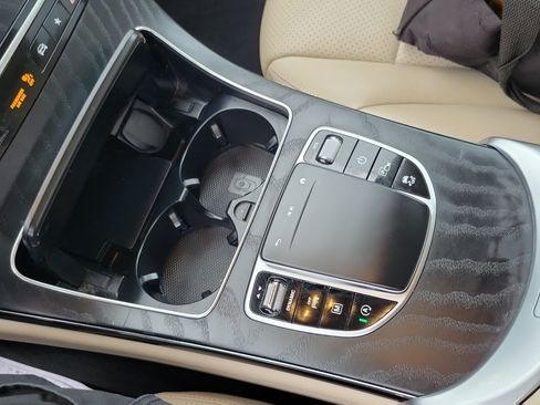 Used 2022 Mercedes-Benz GLC 300 image 16