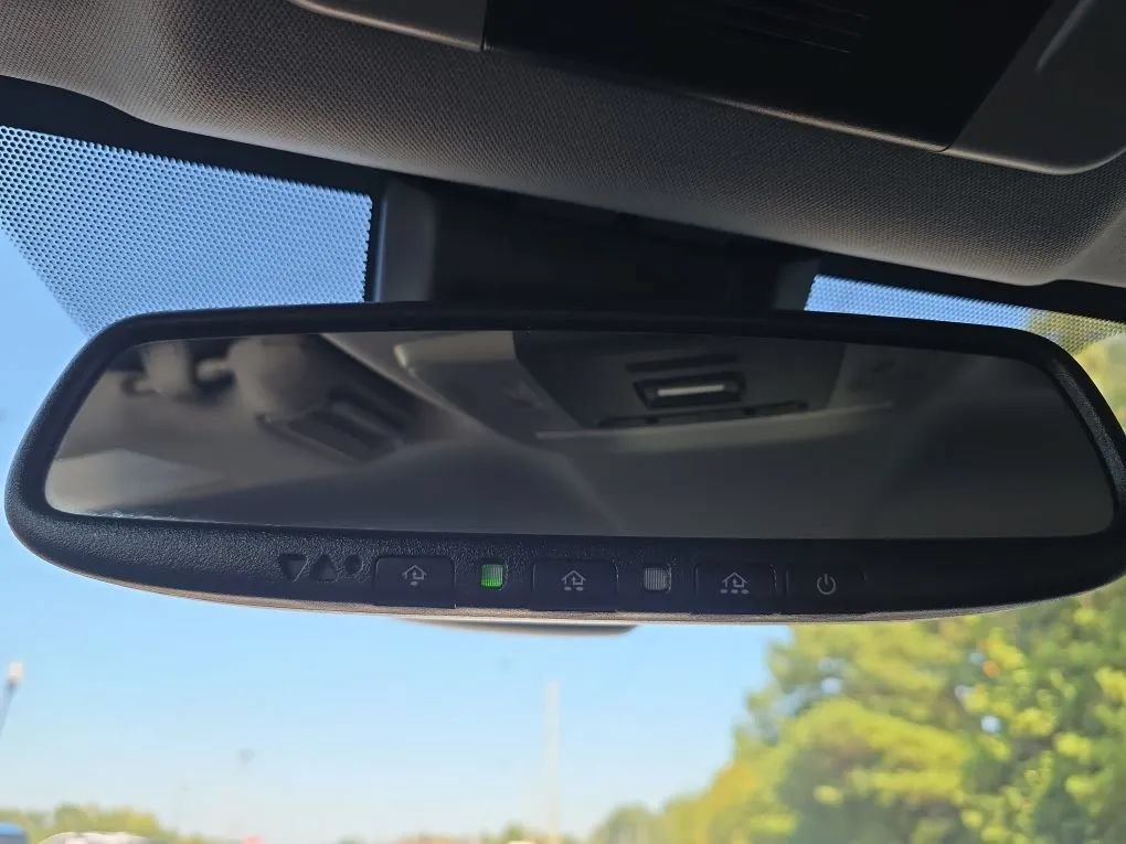 Used 2021 Toyota Camry XLE FWD image 38