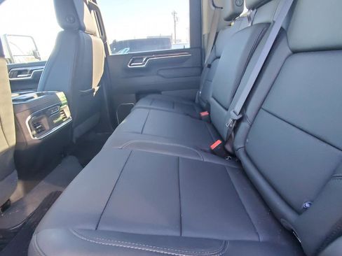 Used 2025 Chevrolet Silverado 3500 LTZ w/ LTZ Plus Package image 5