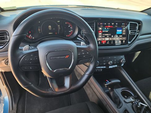 Used 2025 Dodge Durango GT w/ Blacktop Package image 2