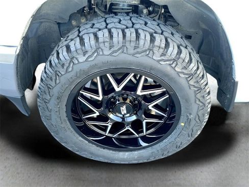 Used 2024 RAM 1500 Laramie image 11