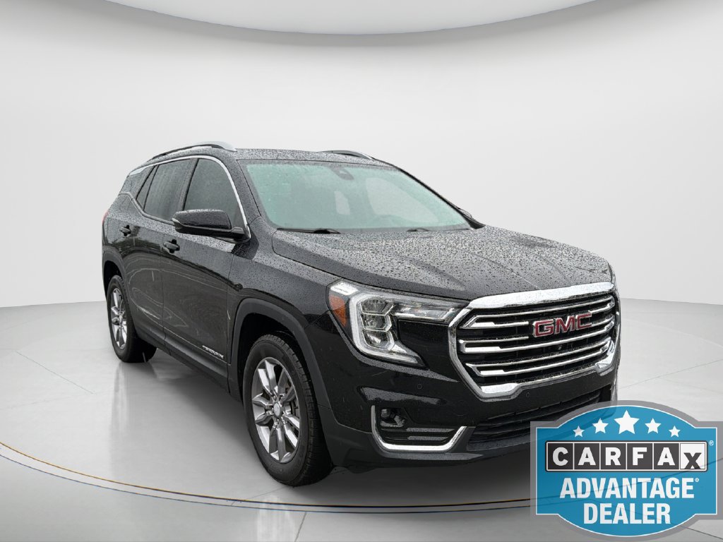 Used 2024 GMC Terrain SLT w/ Tech Package AWD/4WD image 3
