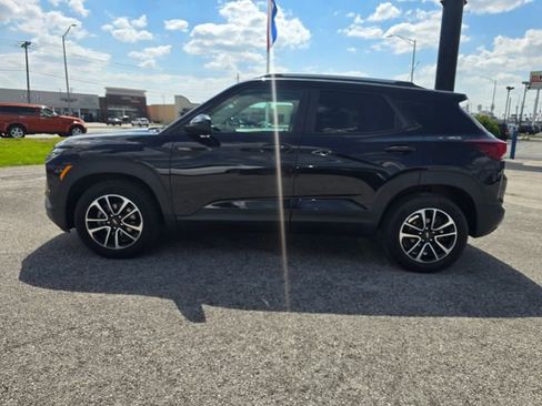Used 2025 Chevrolet TrailBlazer LT FWD image 6