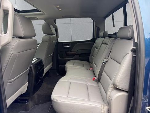 Used 2018 GMC Sierra 1500 SLT w/ SLT Premium Package AWD/4WD image 39