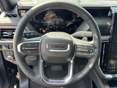 New 2026 GMC Yukon XL Denali w/ Sun & Power Step Package AWD/4WD image 18