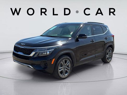 Certified 2023 Kia Seltos S w/ Navigation Package FWD image 11
