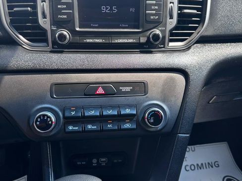 Used 2019 Kia Sportage LX FWD image 28