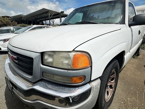 Used 2005 GMC Sierra 1500 W/T image 1