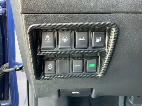 Used 2020 Nissan Rogue SL w/ Premium Package FWD image 23