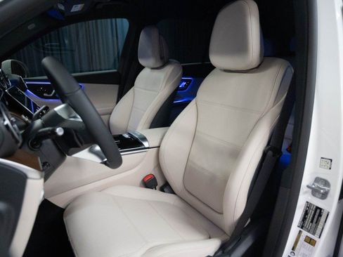 New 2026 Mercedes-Benz GLC 300 image 11