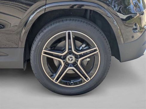 Used 2025 Mercedes-Benz GLA 250 image 15