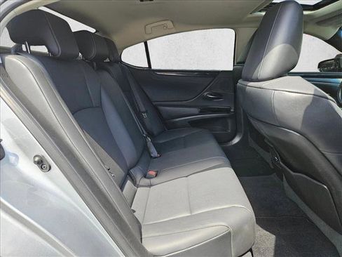 Used 2022 Lexus ES 350 w/ Accessory Package FWD image 20
