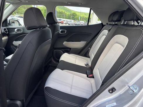 New 2026 Hyundai Venue SEL FWD image 10