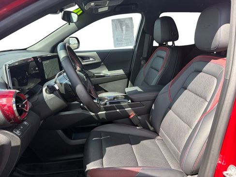 Certified 2026 Chevrolet Equinox RS w/ Convenience Package III FWD image 10