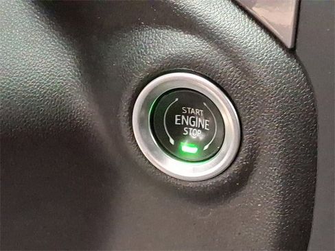 Used 2022 Chevrolet Silverado 1500 Custom image 18