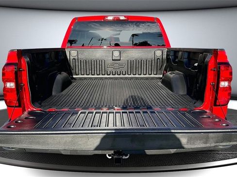 Used 2018 Chevrolet Silverado 1500 LT w/ All Star Edition image 7