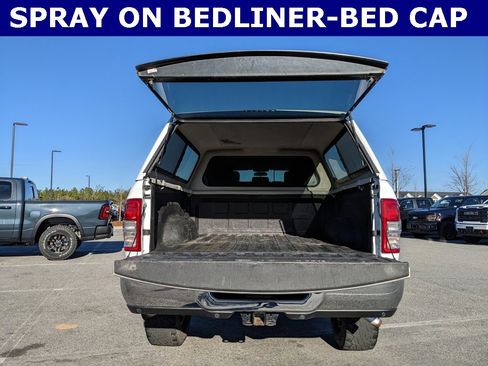 Used 2021 RAM 2500 Tradesman w/ Chrome Appearance Group image 8