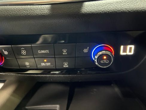 Used 2023 Buick Enclave Essence w/ Experience Buick Package FWD image 32