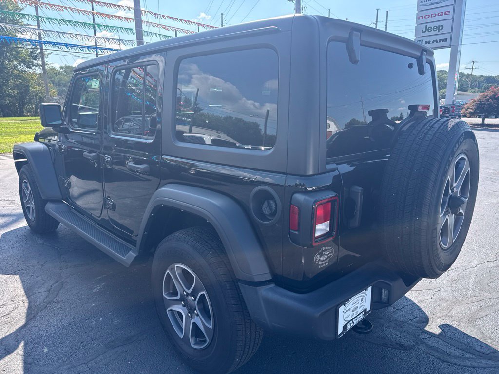 Used 2022 Jeep Wrangler Unlimited Sport AWD/4WD image 6