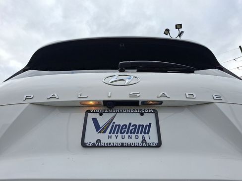 Used 2023 Hyundai Palisade Calligraphy image 30