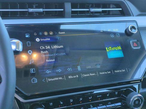 New 2027 Chevrolet Bolt RS w/ Technology Package FWD image 19