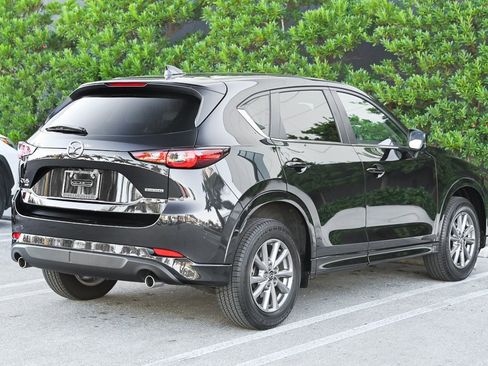 Certified 2025 MAZDA CX-5 AWD 2.5 S w/ Preferred Package image 4