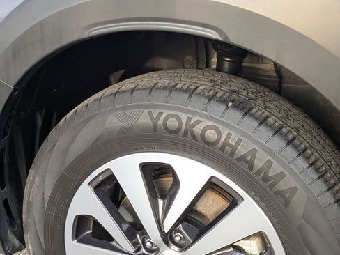 Used 2025 Subaru Outback Premium image 28