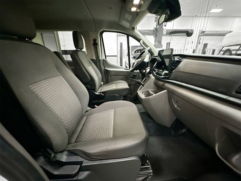 Used 2023 Ford Transit 350 XLT image 24