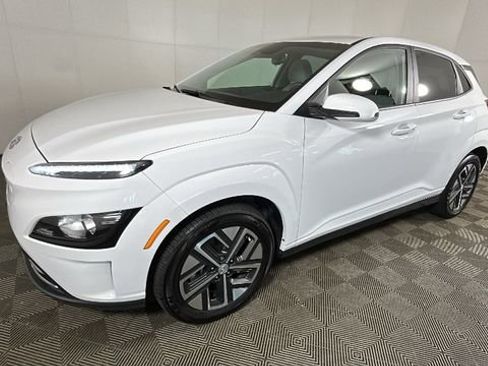 Used 2023 Hyundai Kona SE FWD image 7