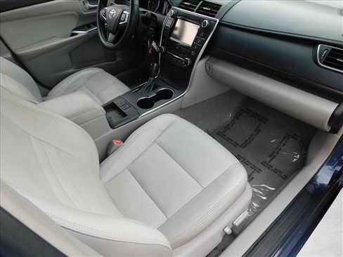 Used 2017 Toyota Camry XLE FWD image 28