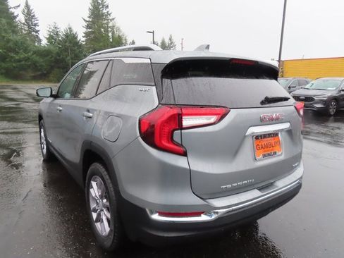 Certified 2023 GMC Terrain SLT image 5