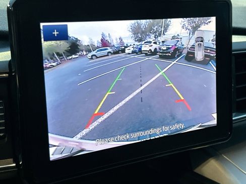 Used 2023 Ford Explorer XLT w/ Equipment Group 202A image 27