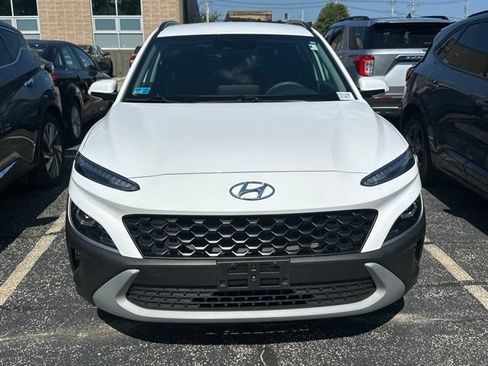 Used 2023 Hyundai Kona SEL w/ Cargo Package AWD/4WD image 2