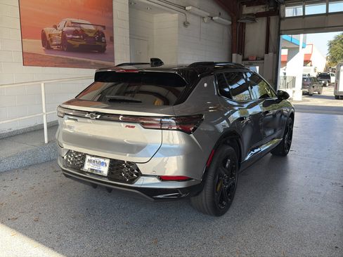 New 2026 Chevrolet Equinox EV RS image 6