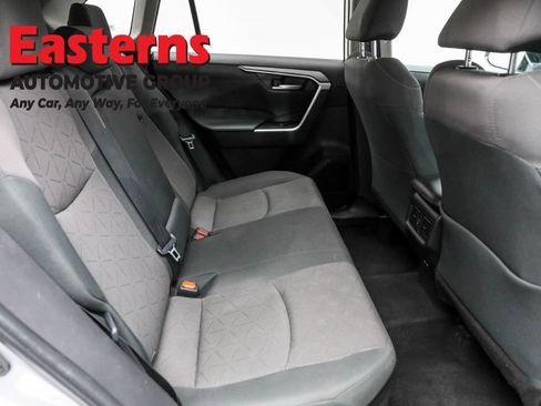 Used 2024 Toyota RAV4 XLE image 21