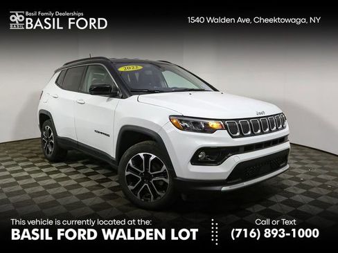Used 2022 Jeep Compass Limited image 1