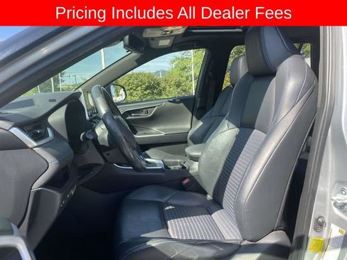 Used 2019 Toyota RAV4 XSE AWD/4WD image 22