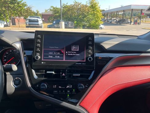 Used 2023 Toyota Camry XSE FWD image 19