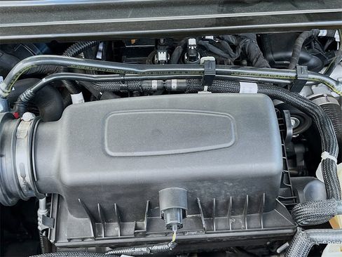 Used 2022 Ford Explorer ST-Line image 32