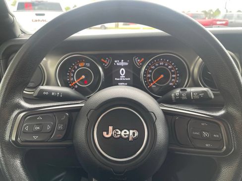 Used 2018 Jeep Wrangler Unlimited Sport AWD/4WD image 27